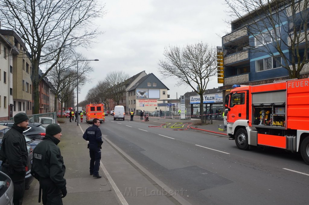 Handgranate gesprengt Koeln Holweide Bergisch Gladbacherstr P136.JPG - Miklos Laubert